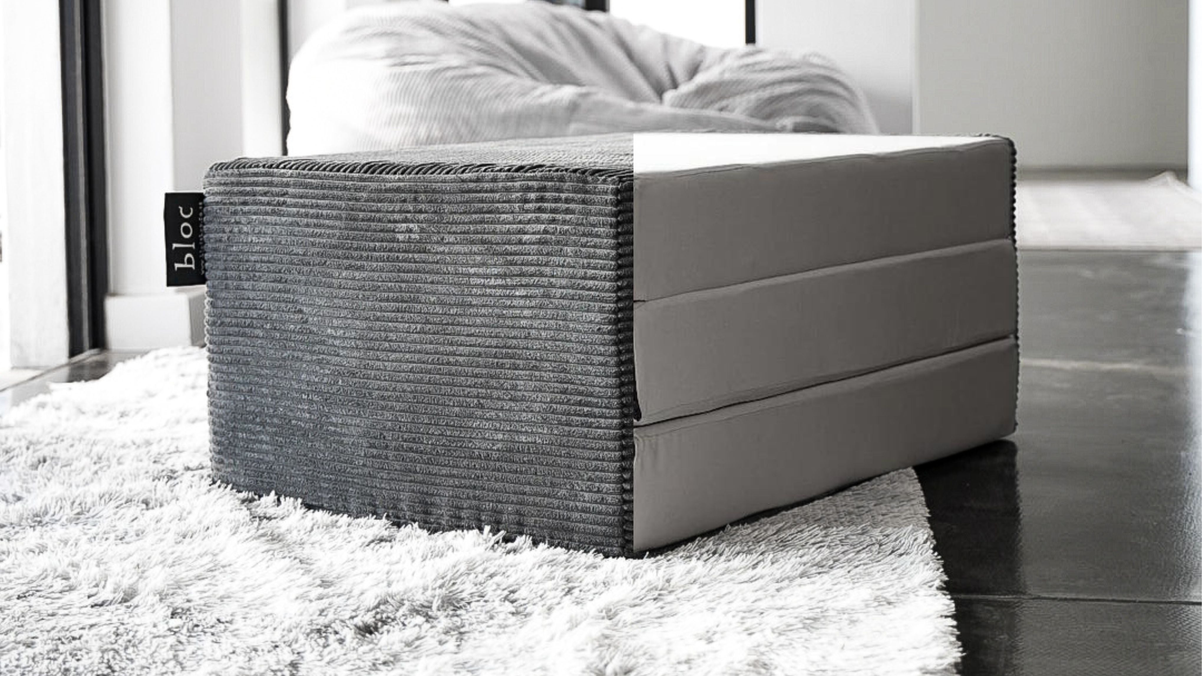 Bloc Shop Ottoman 